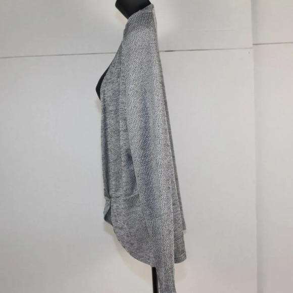 KAIA COLLECTIVE - Picture 6 of 7